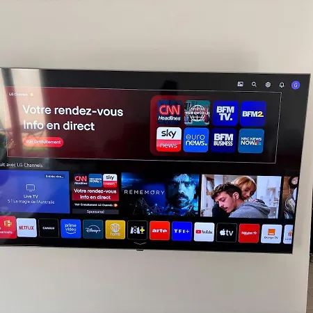 Maison Au Calme Avec Clim, Jardin ,piscine Dans Résidence Сasa de vacaciones