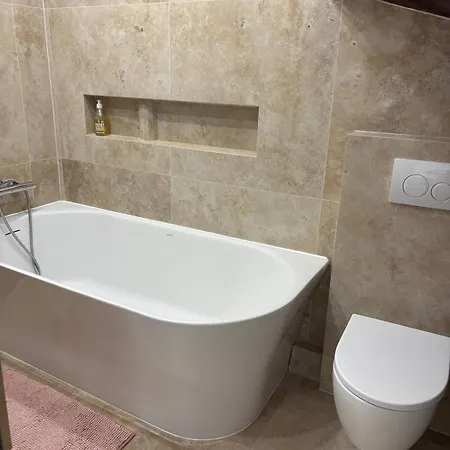 Prázdninový dům Maison Au Calme Avec Clim, Jardin ,piscine Dans La Ciotat
